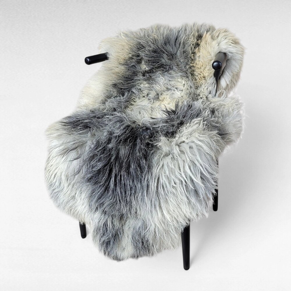 Genuine Gotland Cross Sheepskin Rug Natural Gray 50" x 30"